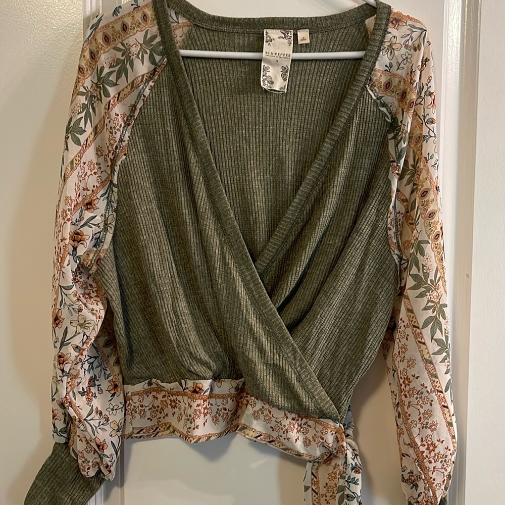 Women’s blouse